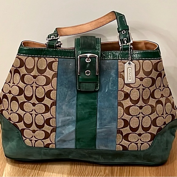RARE!!! Beautiful Vintage COACH Signature Suede Leather Satchel